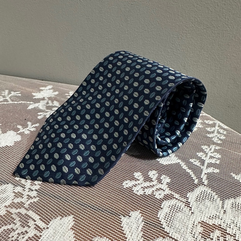 Brooks‎ Brothers Basics Silk Tie Mens Navy Blue Geometric Oval Made in USA